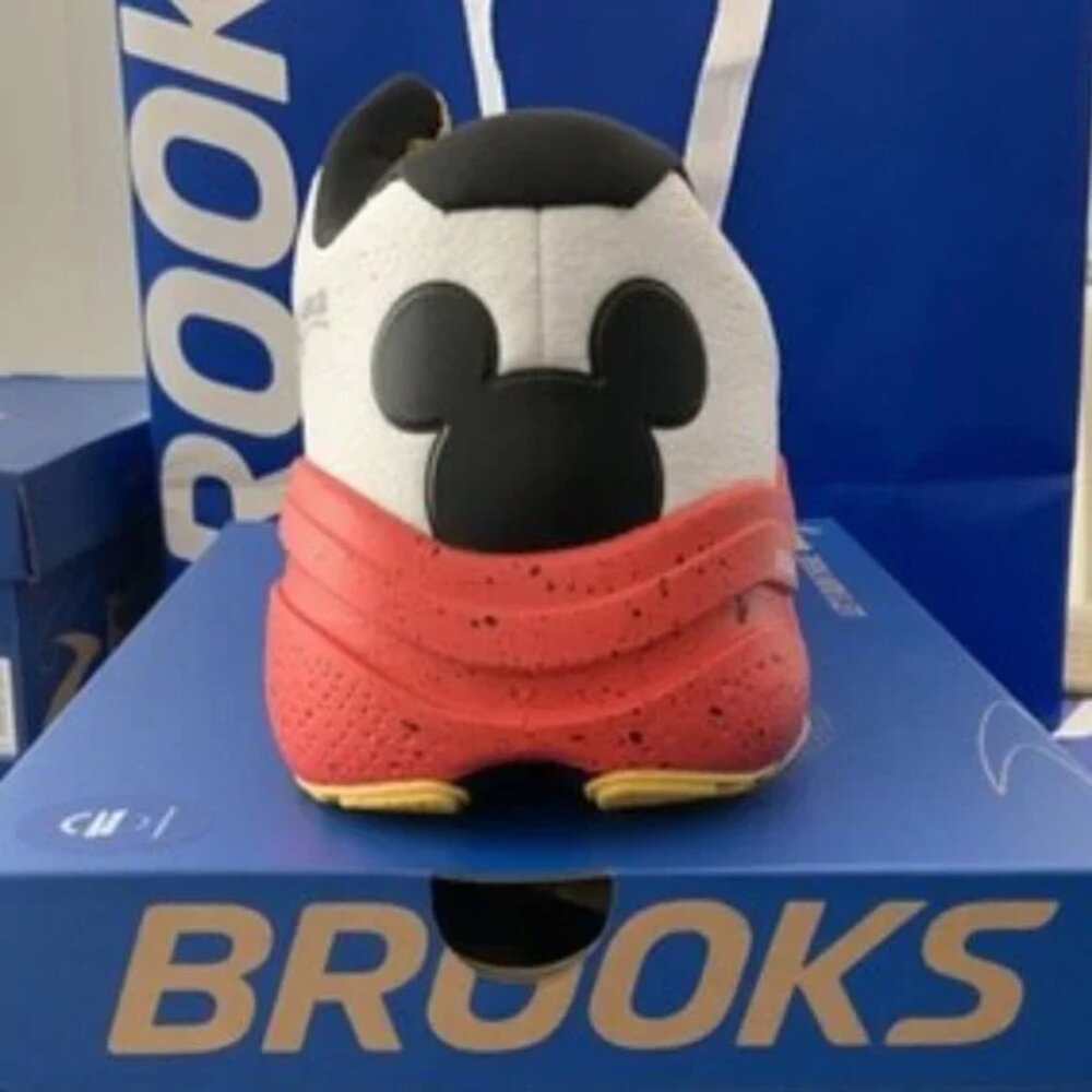 mrsricketts1 mrsricketts1 Updated 38 mins ago Brooks X Run Disney 2025 Ghost Max
